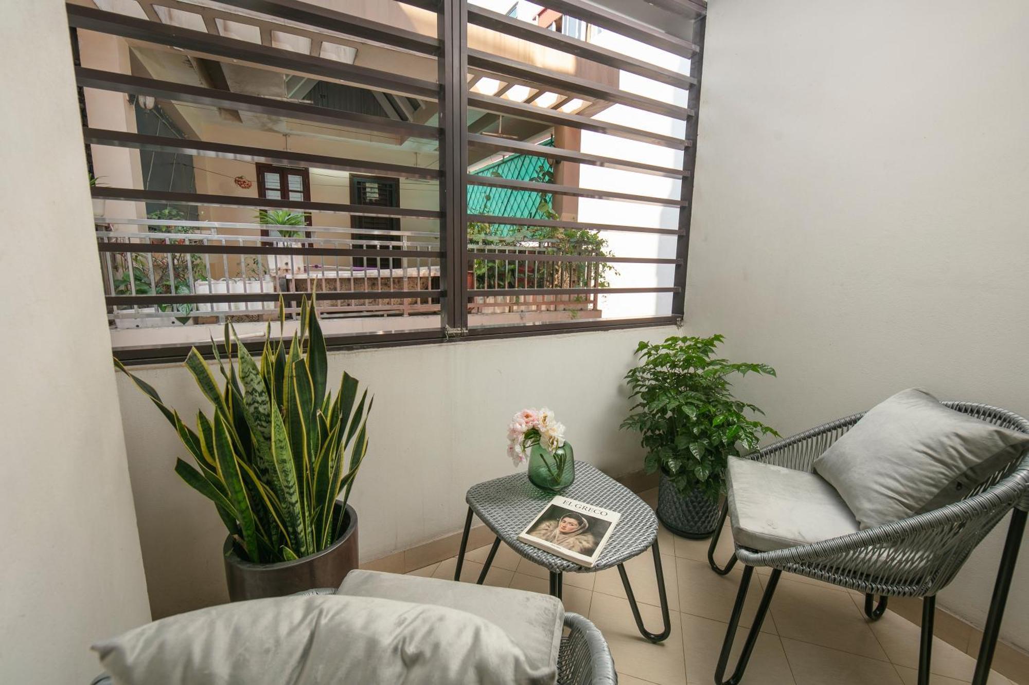 Hb Serviced Apartment - 121B Quan Hoa Hanoi Exterior photo